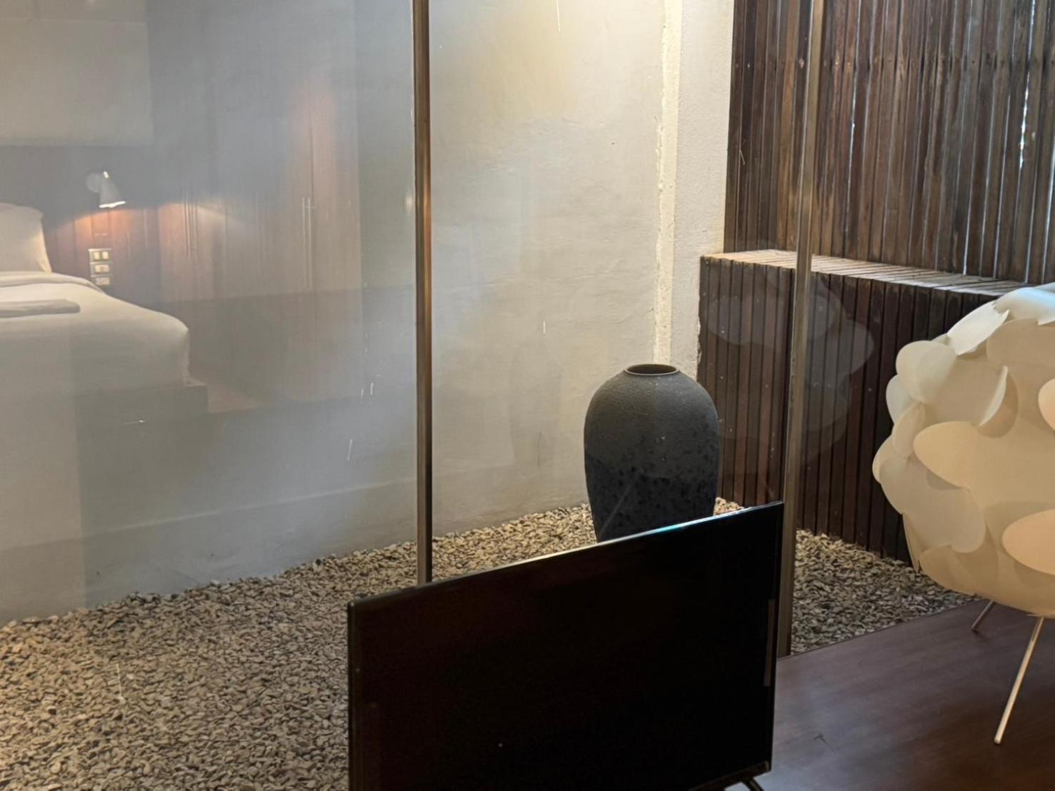 Wish Inn Silom - วิช อินน์ สีลม X Бангкок Экстерьер фото